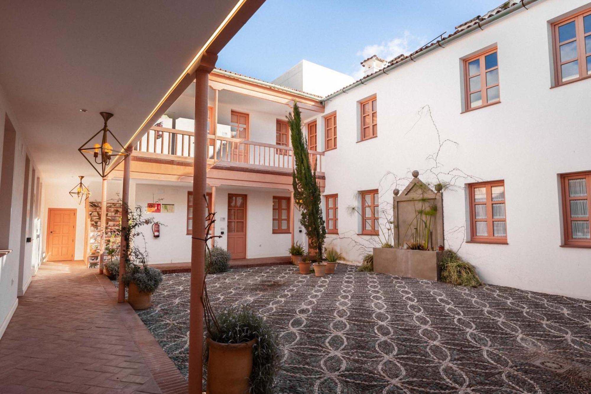Limehome Cordoba Calle Pozanco エクステリア 写真