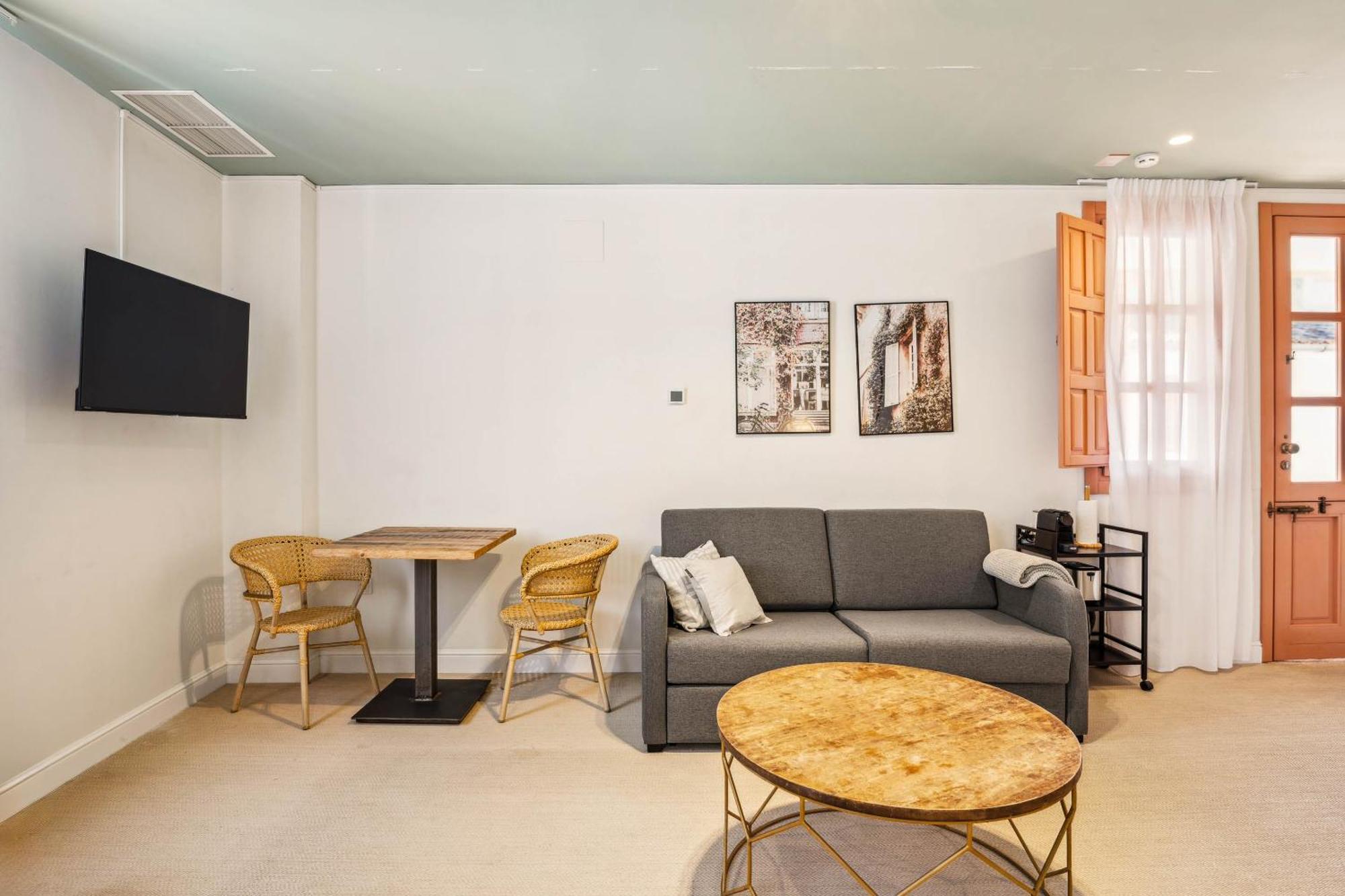 Limehome Cordoba Calle Pozanco エクステリア 写真